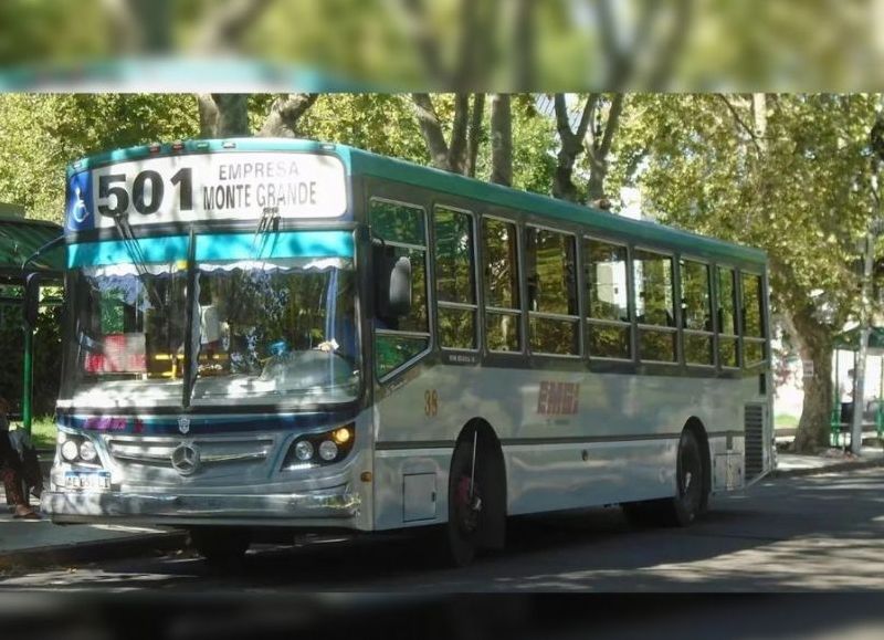 Un chofer de la línea 501 fue baleado en la mano durante un robo en Esteban Echeverría. Las líneas 501, 394 y 245 se encuentran de paro exigiendo mayores medidas de seguridad para los trabajadores del transporte.