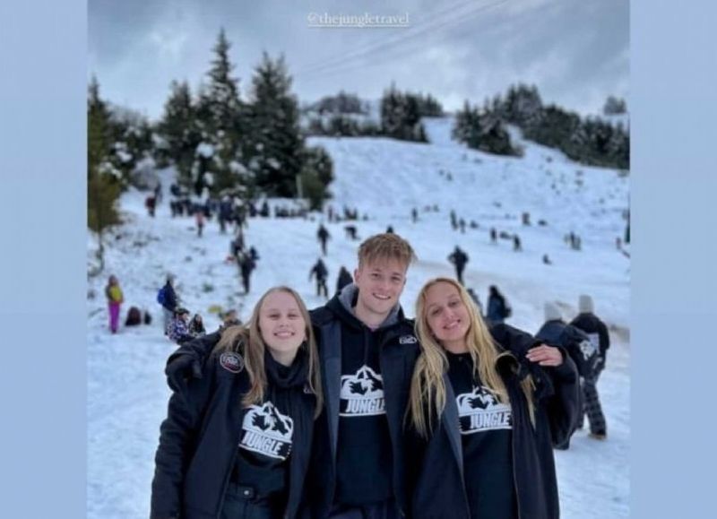 Estudiantes egresados que viajaron con Jungle Travel a San Carlos de Bariloche, provincia de Río Negro.