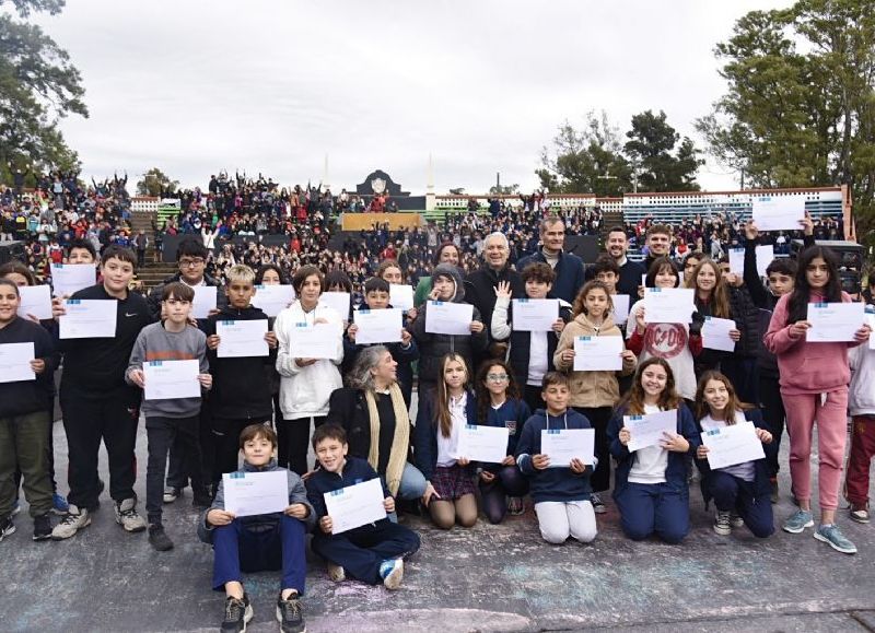 Juramento por el Ambiente: Jóvenes de La Plata se comprometen con la preservación del planeta
